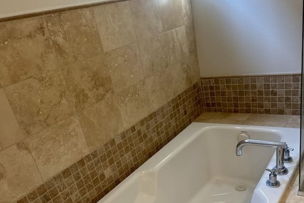 Over-sized soaking tub