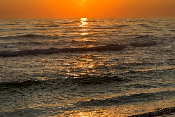 Sunsets are spectacular in Carillon!