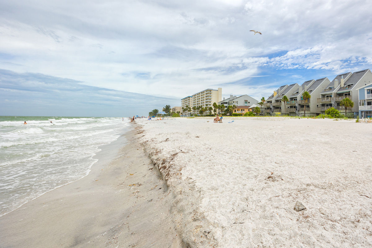 Enjoy easy access to the sugary sands of the gulf 