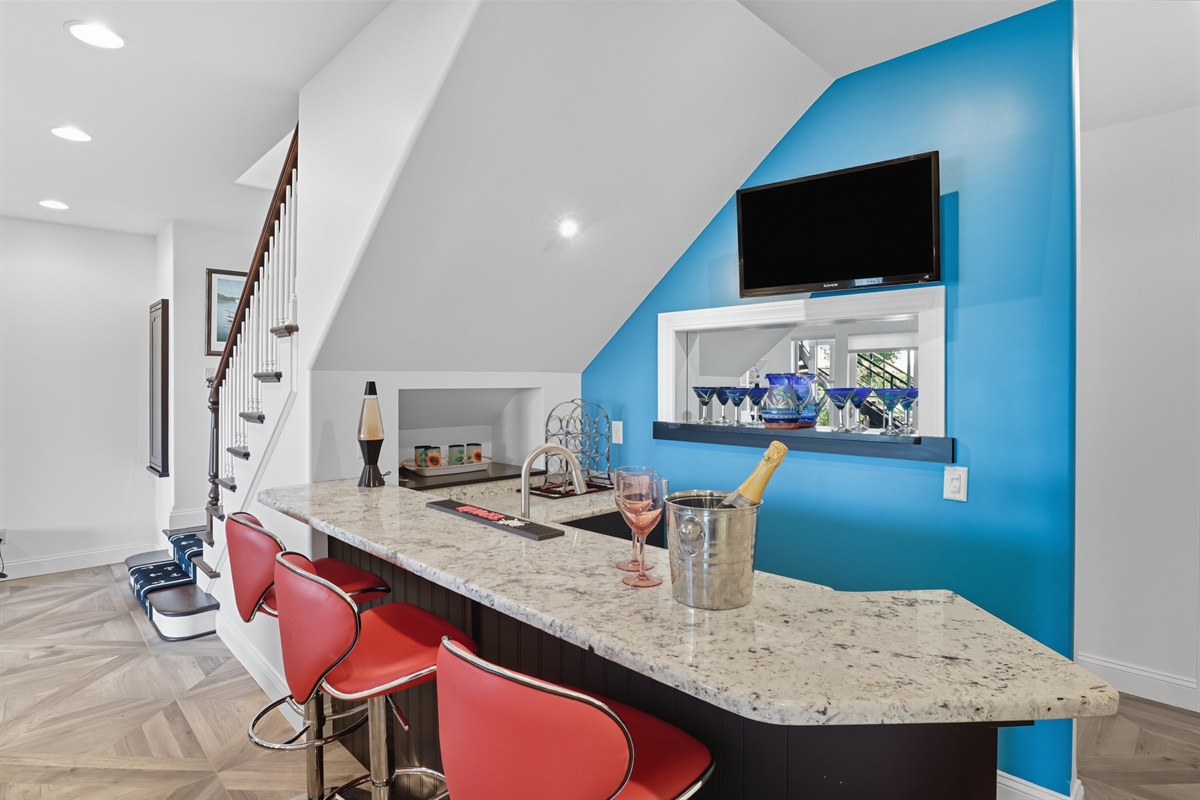 Lower level wet bar