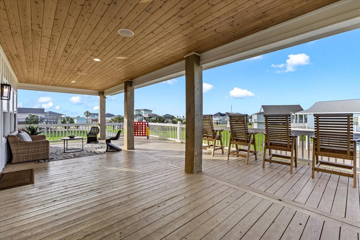 33370ff9d3694cb181524ded99f2ab64 Large | Beachhouse | Texas | TX | Vacation Homes | Galveston | Crystal Beach | Kokomo | Breezy Days | Beachfront Elegance | Sunrise Serenity | Southern Sands Property Management, LLC