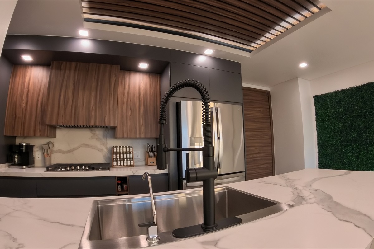 Fully Equiped Kitchen