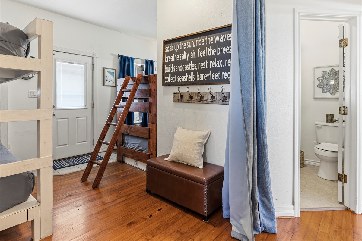 bunkroom