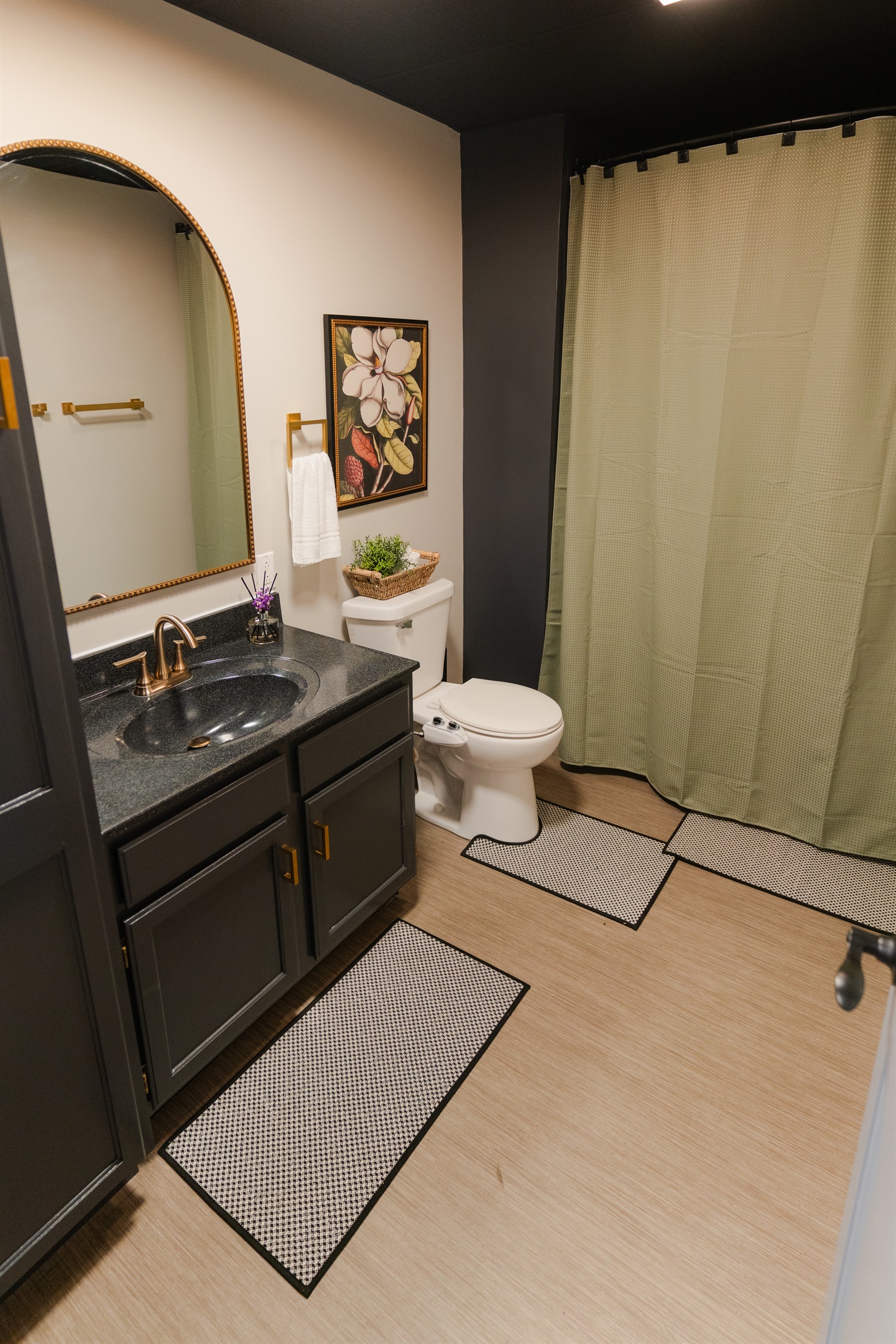 A well-equipped bathroom with the essentials guests need.