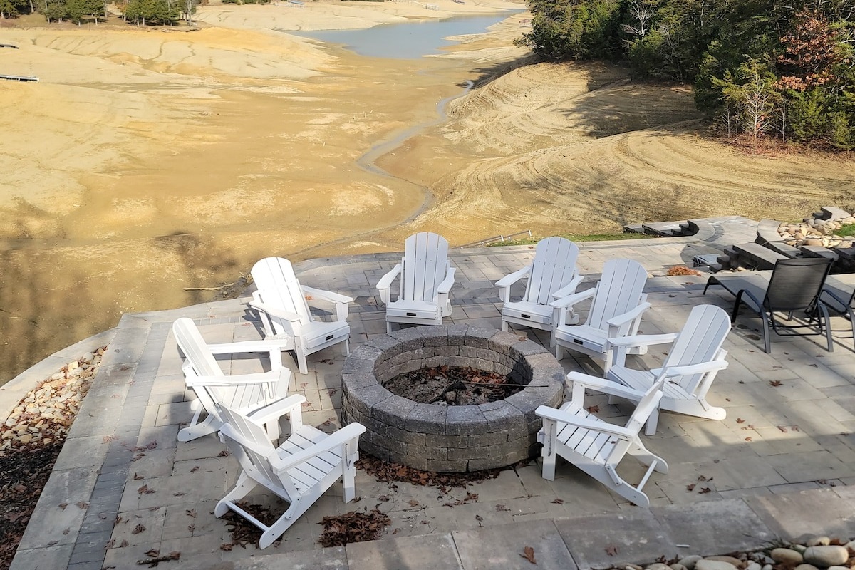 What the lake looks like in November