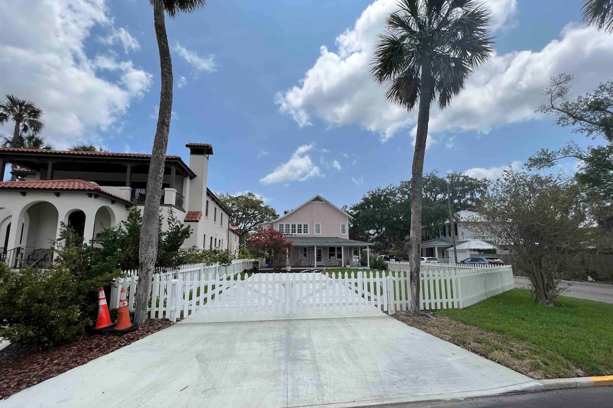 New driveway and gate for onsite parking, up to 6 cars