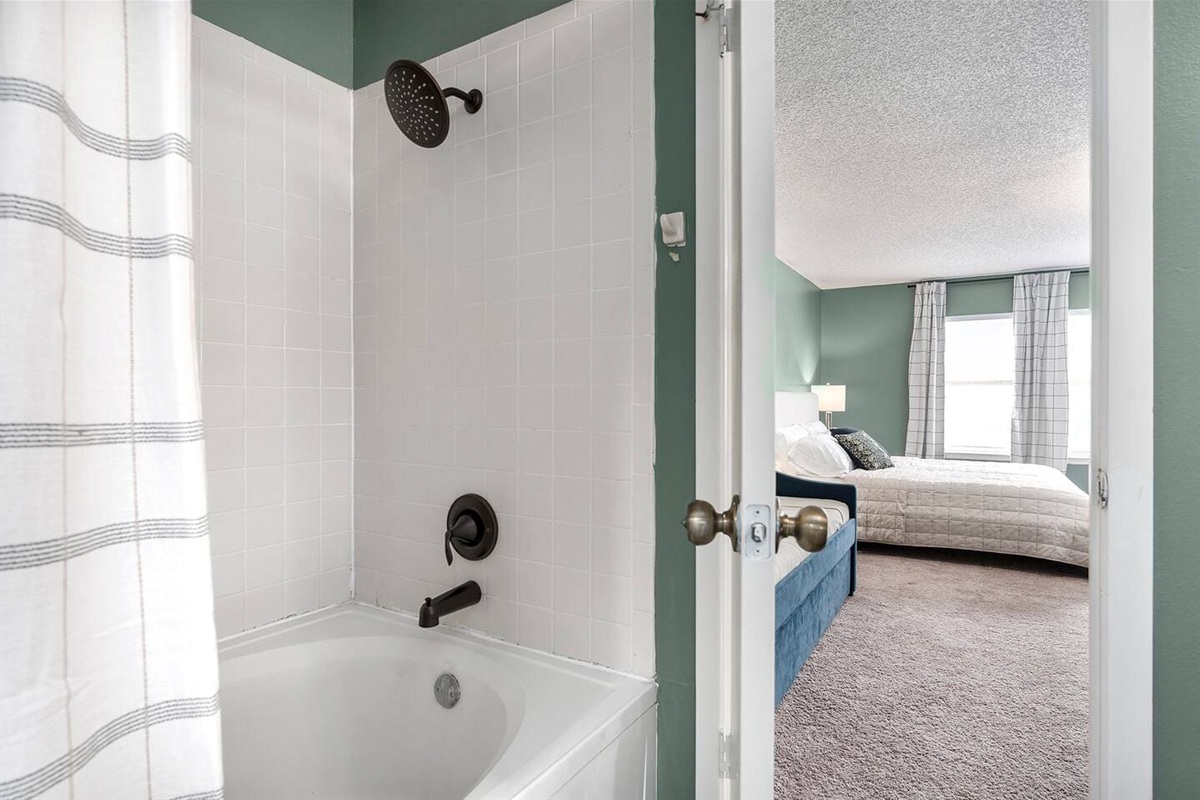 Enjoy the convenience of having an ensuite bathroom in the master bedroom.