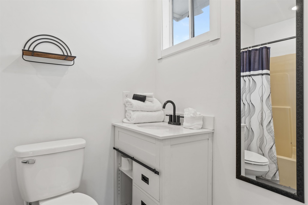 2nd Bathroom in Studio