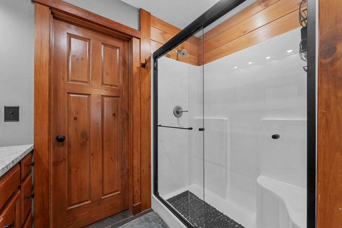 Large Walk In Shower