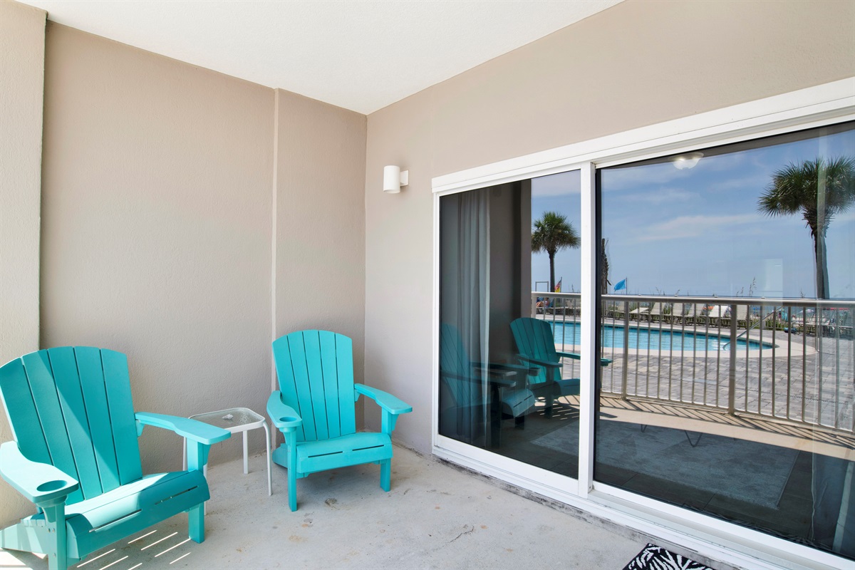 Ground floor beachside balcony