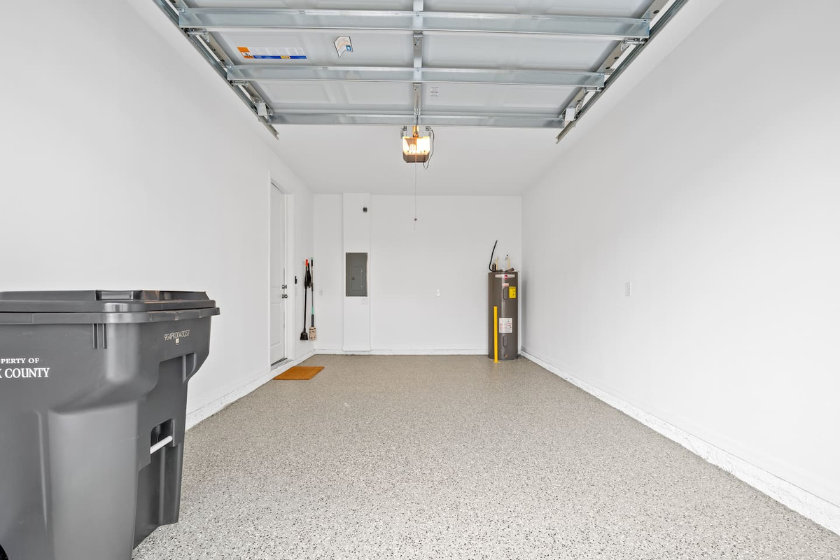 Spacious private garage to keep your car safe or store belongings. 