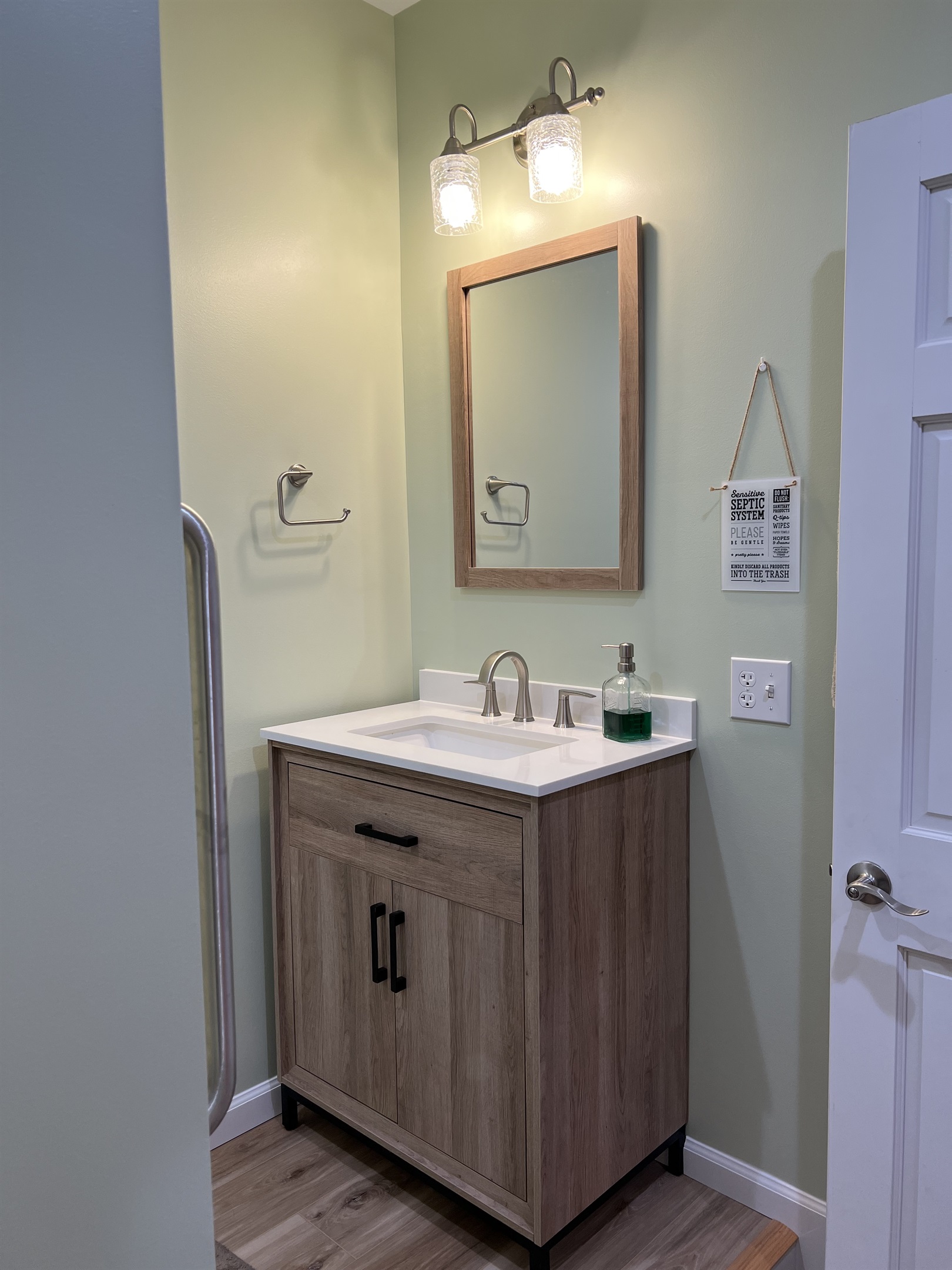 Lower level Bathroom w/shower
