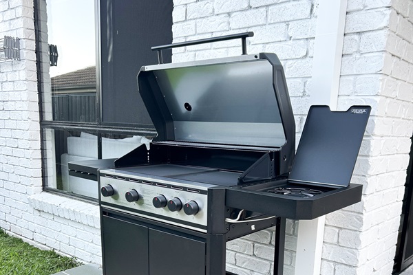BBQ GRILL