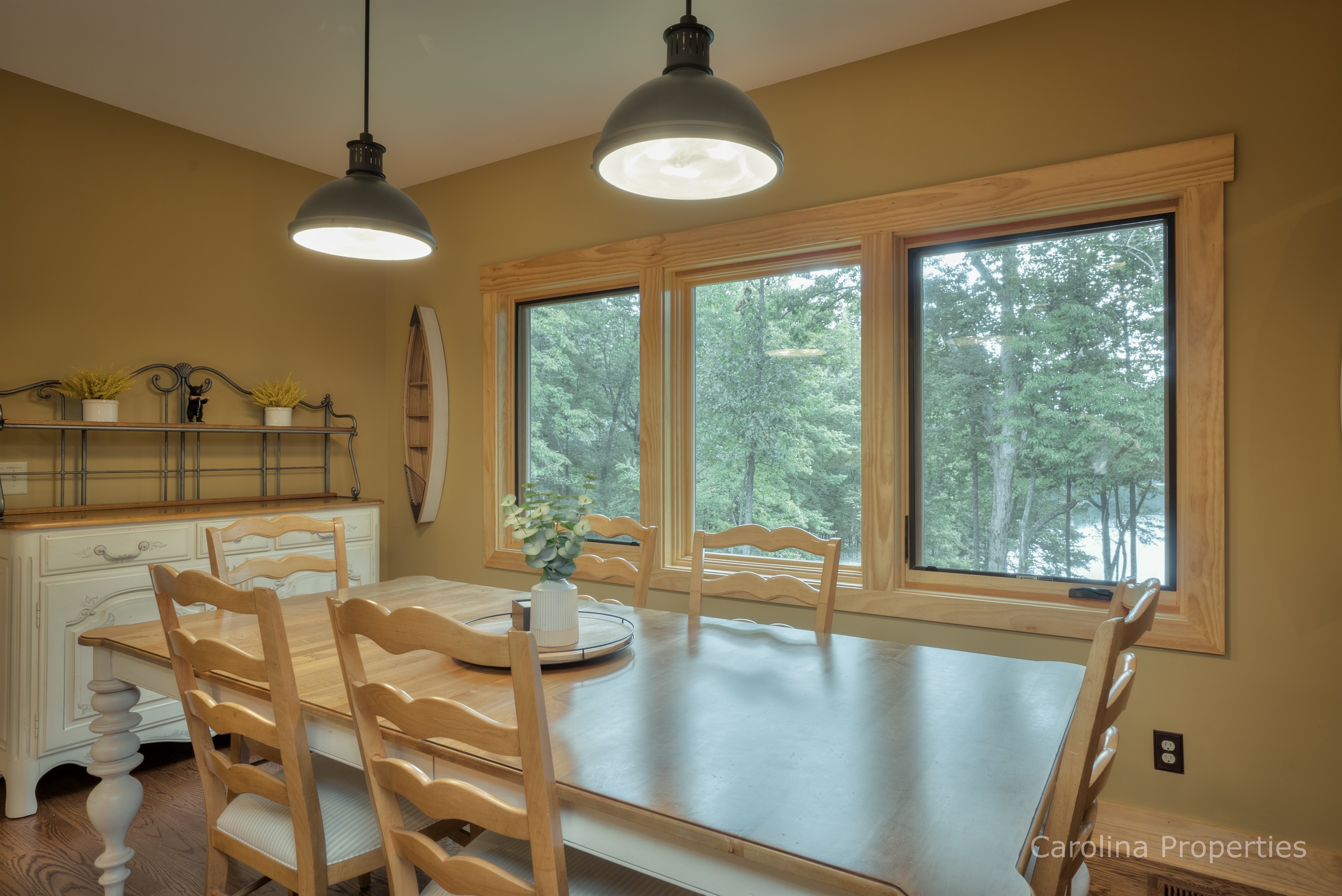 Dining table with seating for 6
