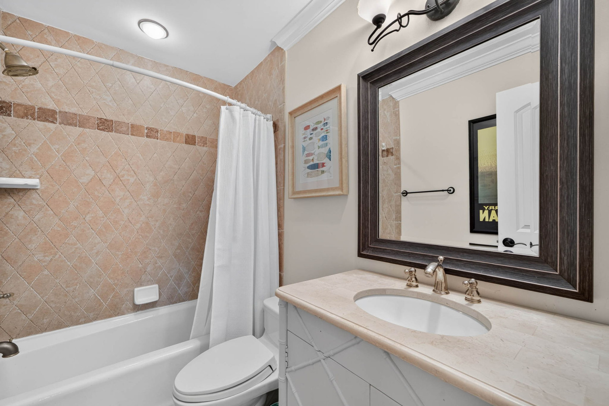 Bathroom 3: Bunk room ensuite | Oceans 22 | 22 Beach Club Villas, Wild Dunes | IOP Escapes
