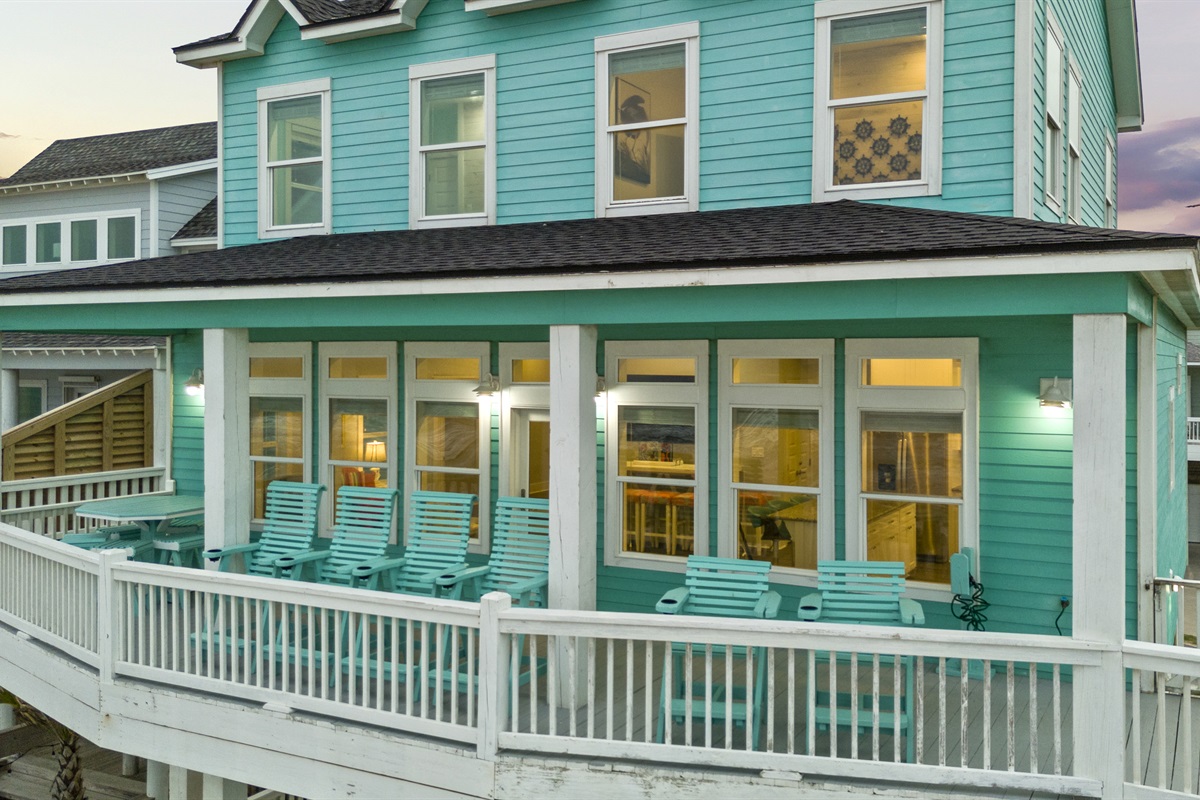 341d3659ad284307b0f6ea053b4f536f Large | Beachhouse | Texas | TX | Vacation Homes | Galveston | Crystal Beach | Kokomo | Breezy Days | Beachfront Elegance | Sunrise Serenity | Southern Sands Property Management, LLC