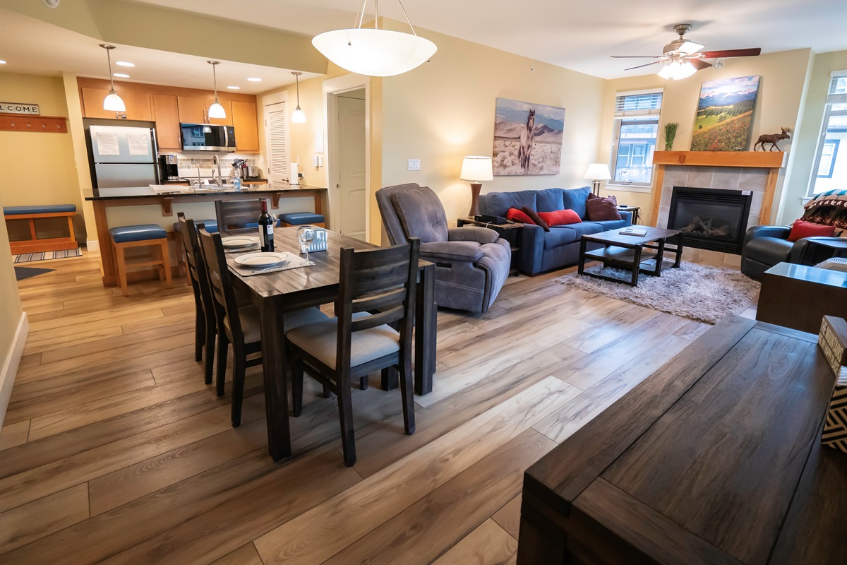 Spacious Front Corner Unit!!