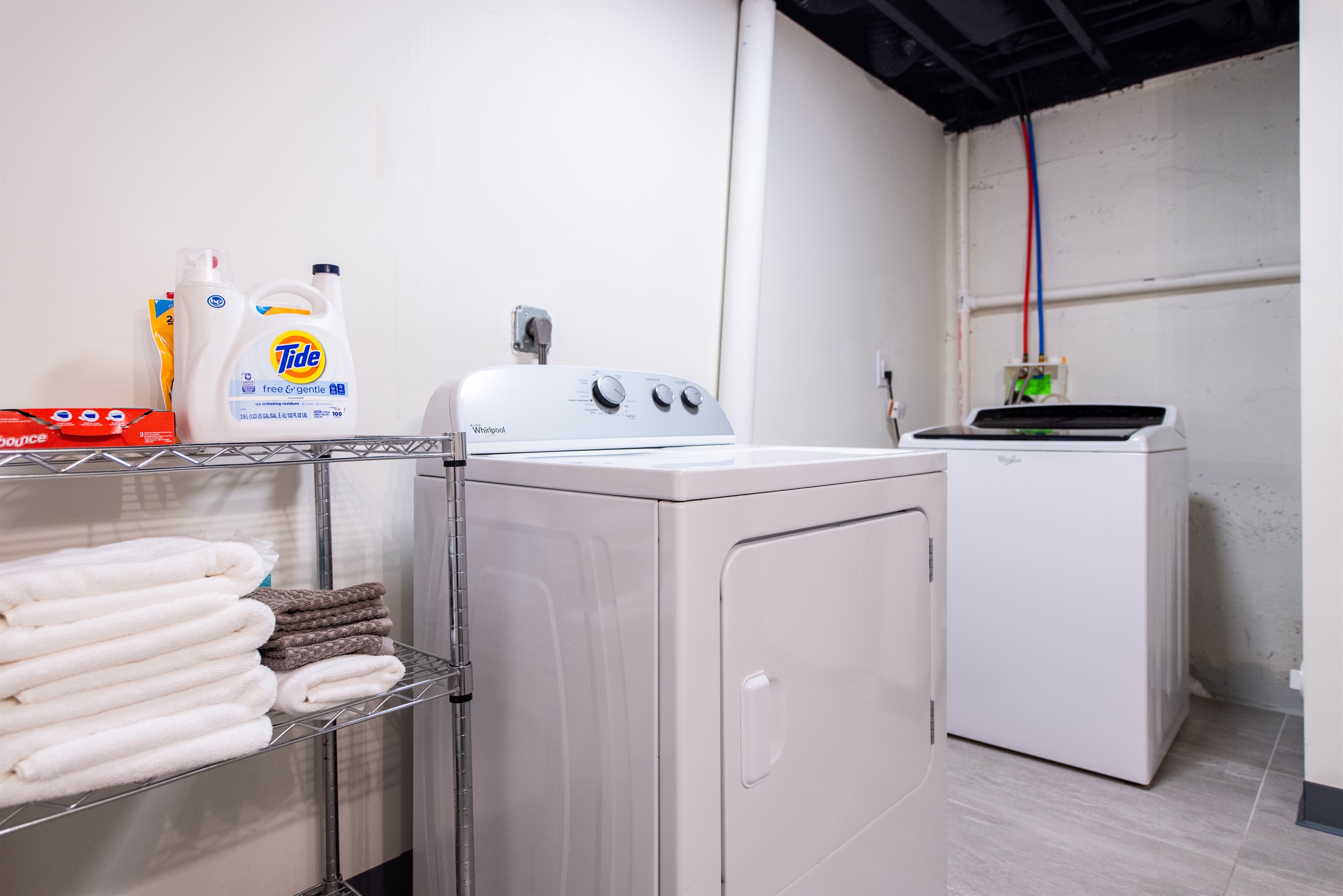 Full bathroom/laundry room