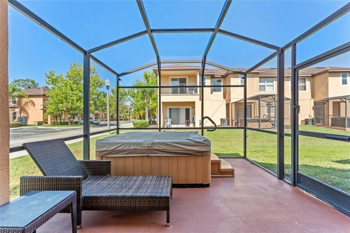 Private lanai
