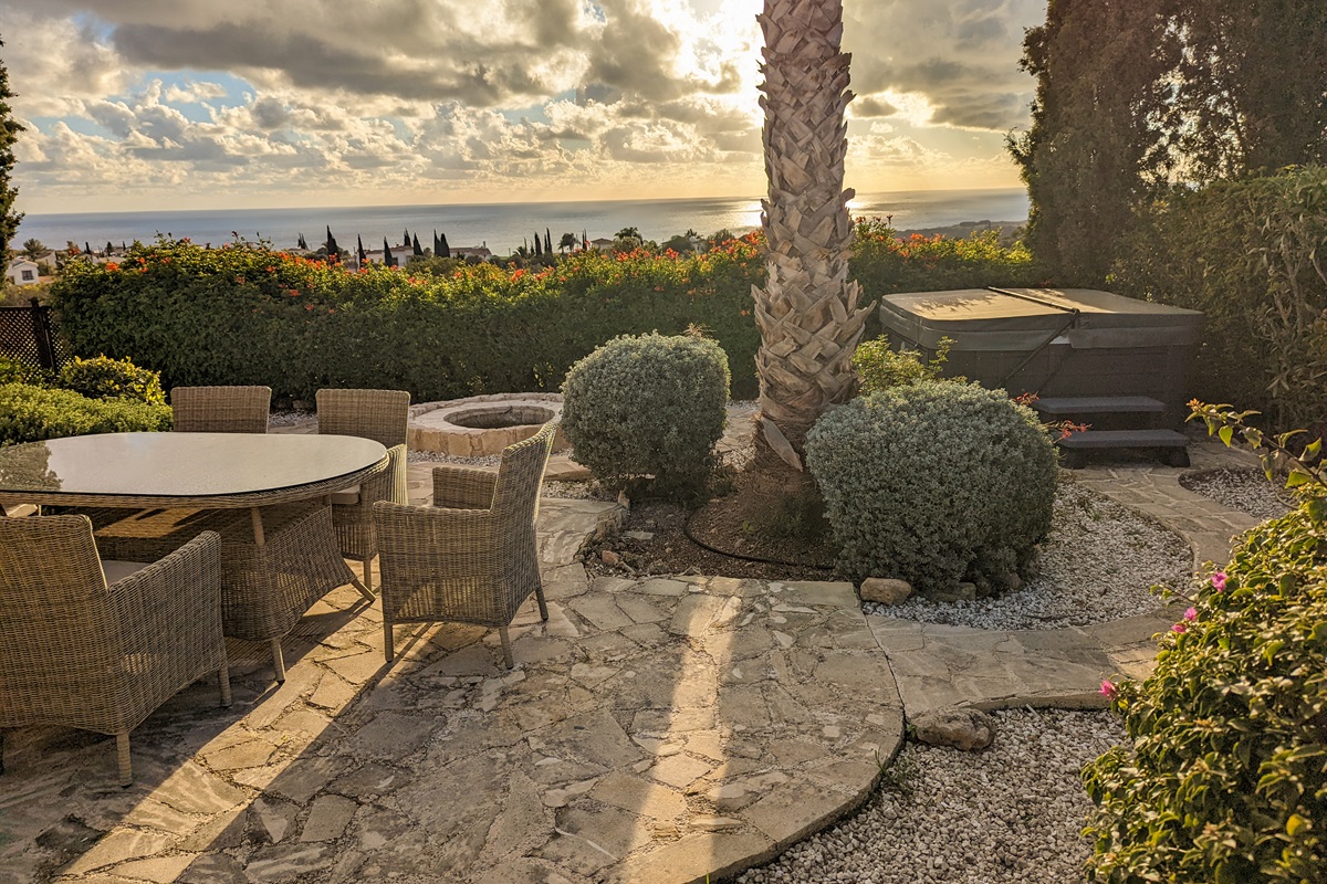 The hot tub is situated so that you have both privacy and incredible views of the Mediterranean.