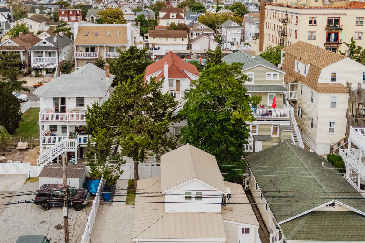 Elevated Neighborhood