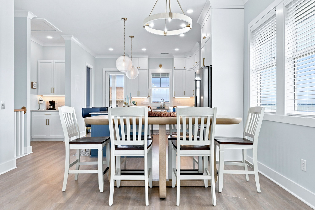 Start your mornings with coffee at the breakfast table or gather around for family meals after a fun day exploring Emerald Isle