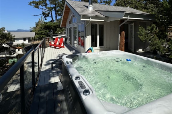 Deck with Hot tub