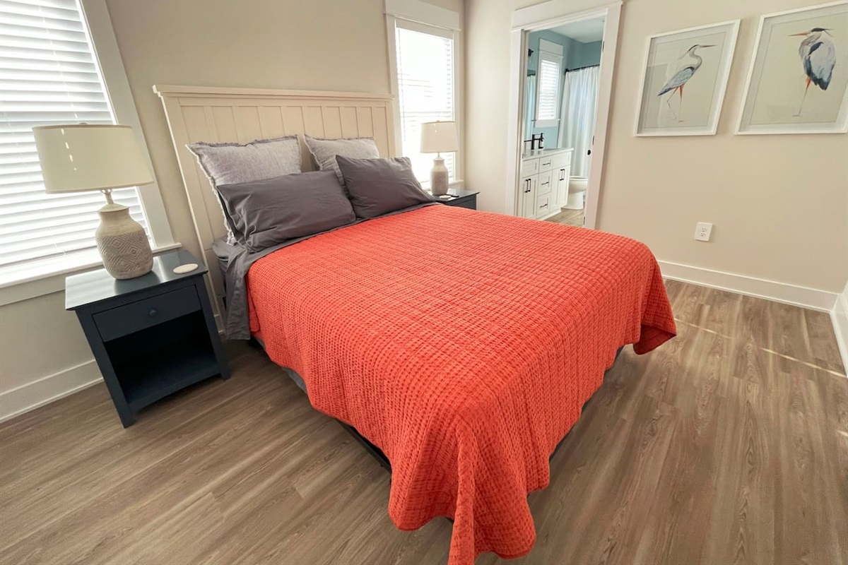 Bedroom 3 with Queen Bed.