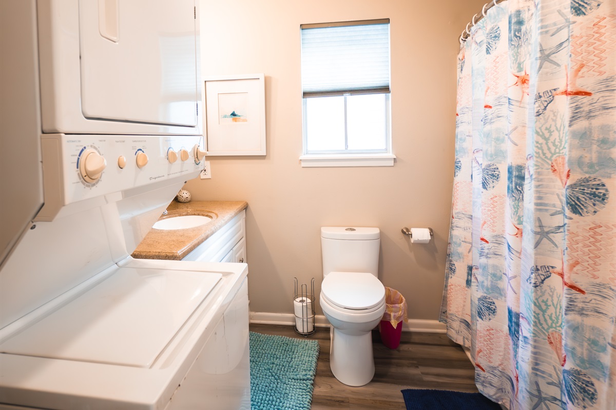 hallway full bathroom