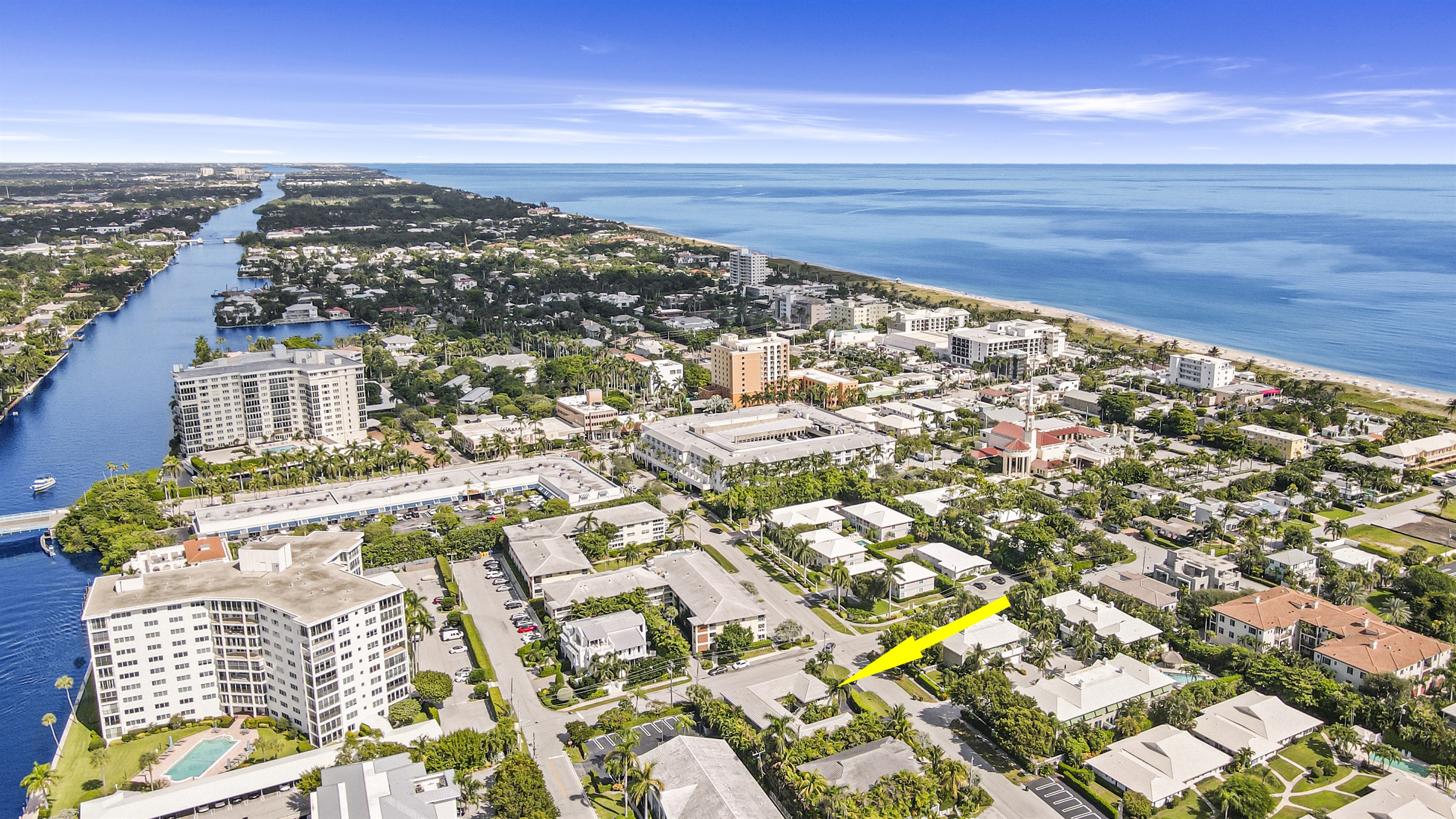 The perfect trifecta! The beach, Atlantic Avenue, and the intracoastal right out your doorstep!