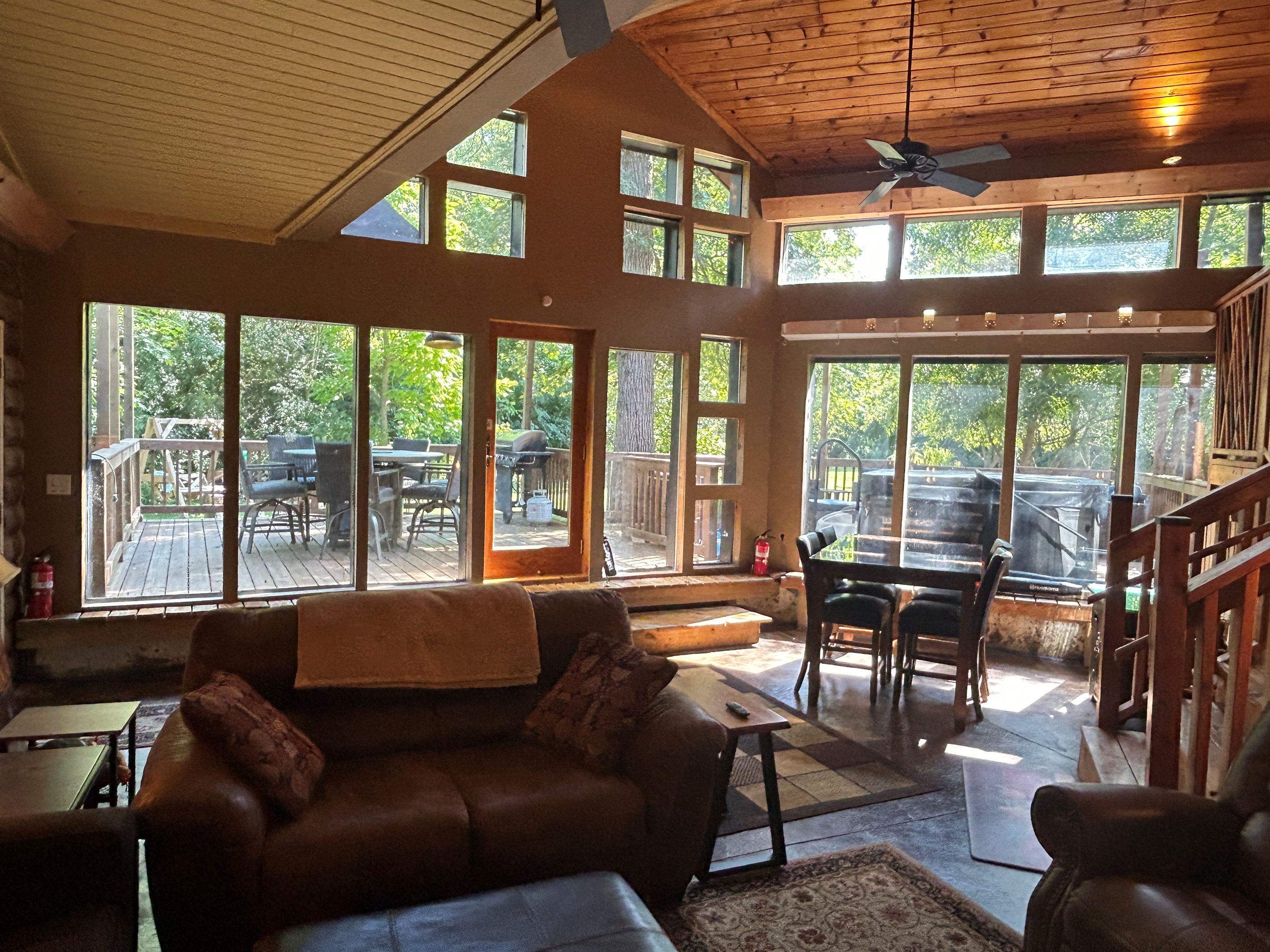Climate controlled area for relaxing, reading, playing games and viewing local wildlife in the back yard.