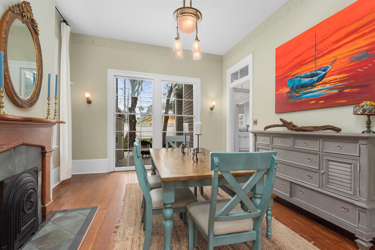 34be602f8e6d461ba7d9e226db475178 Large | Beachhouse | Texas | TX | Vacation Homes | Galveston | Crystal Beach | Kokomo | Breezy Days | Beachfront Elegance | Sunrise Serenity | Southern Sands Property Management, LLC