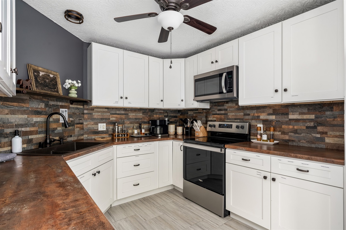 Fully Stocked Kitchen