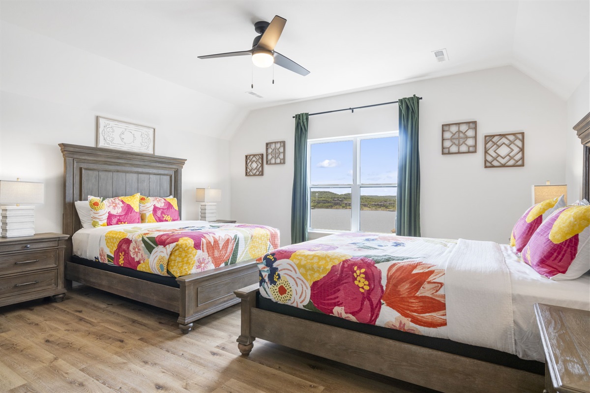 Upper level queen bedroom with ensuite bathroom-sleeps 4