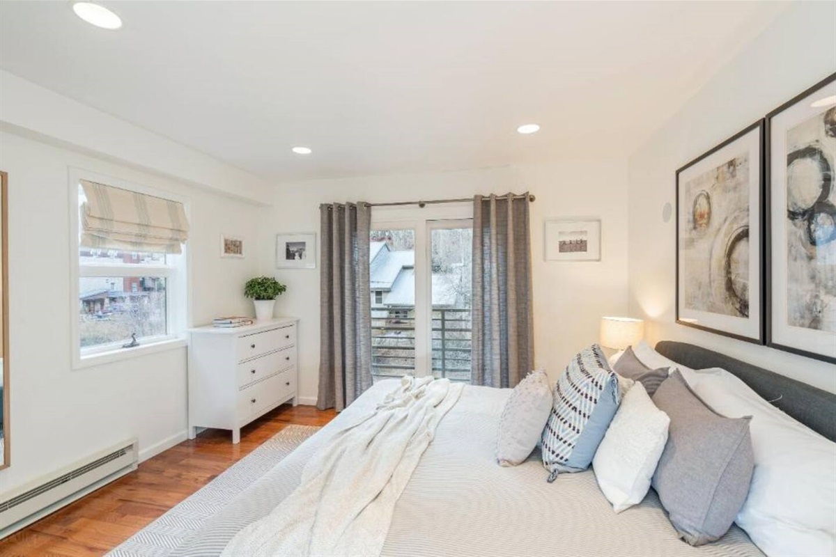 Viking Lodge 211 Westerhold Properties