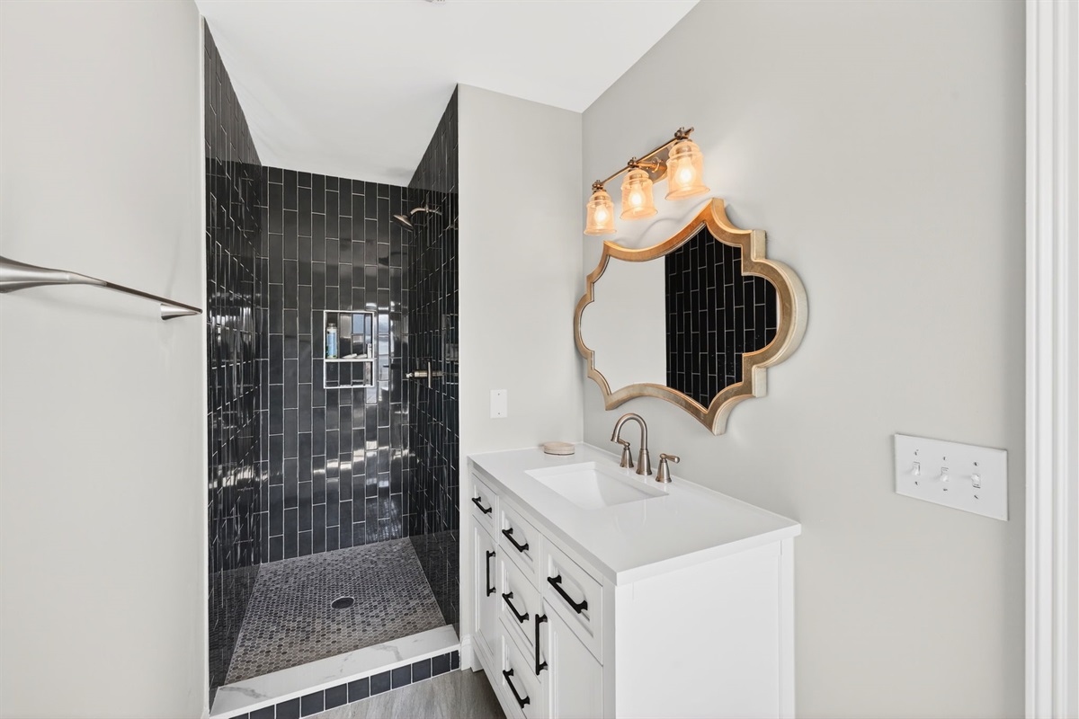 Full Bath  | 23 Grand Pavillion | Wild Dunes | Isle of Palms, SC | IOP Escapes