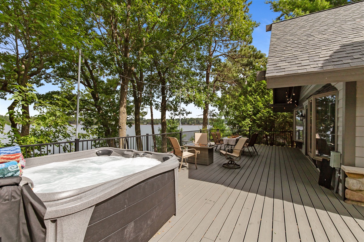 Unwind in the hot tub while others gather around the fire—something for everyone to enjoy.