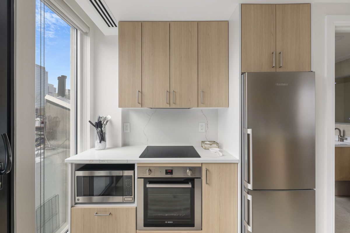 Full Kitchen