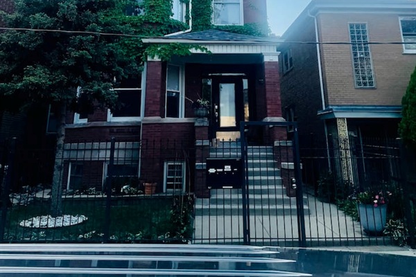 Secure Chicago building located in the vibrant Avondale/ Logan Square  Neighborhood.