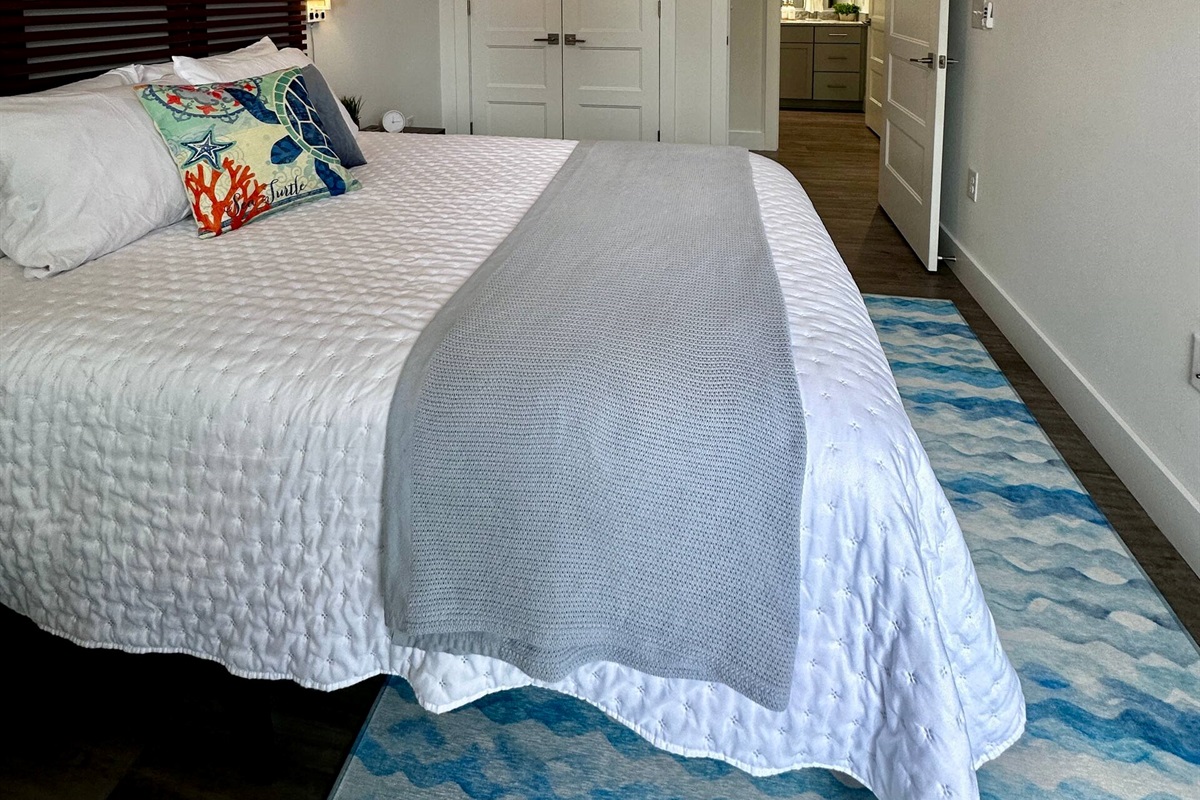 Queen Bedroom 2