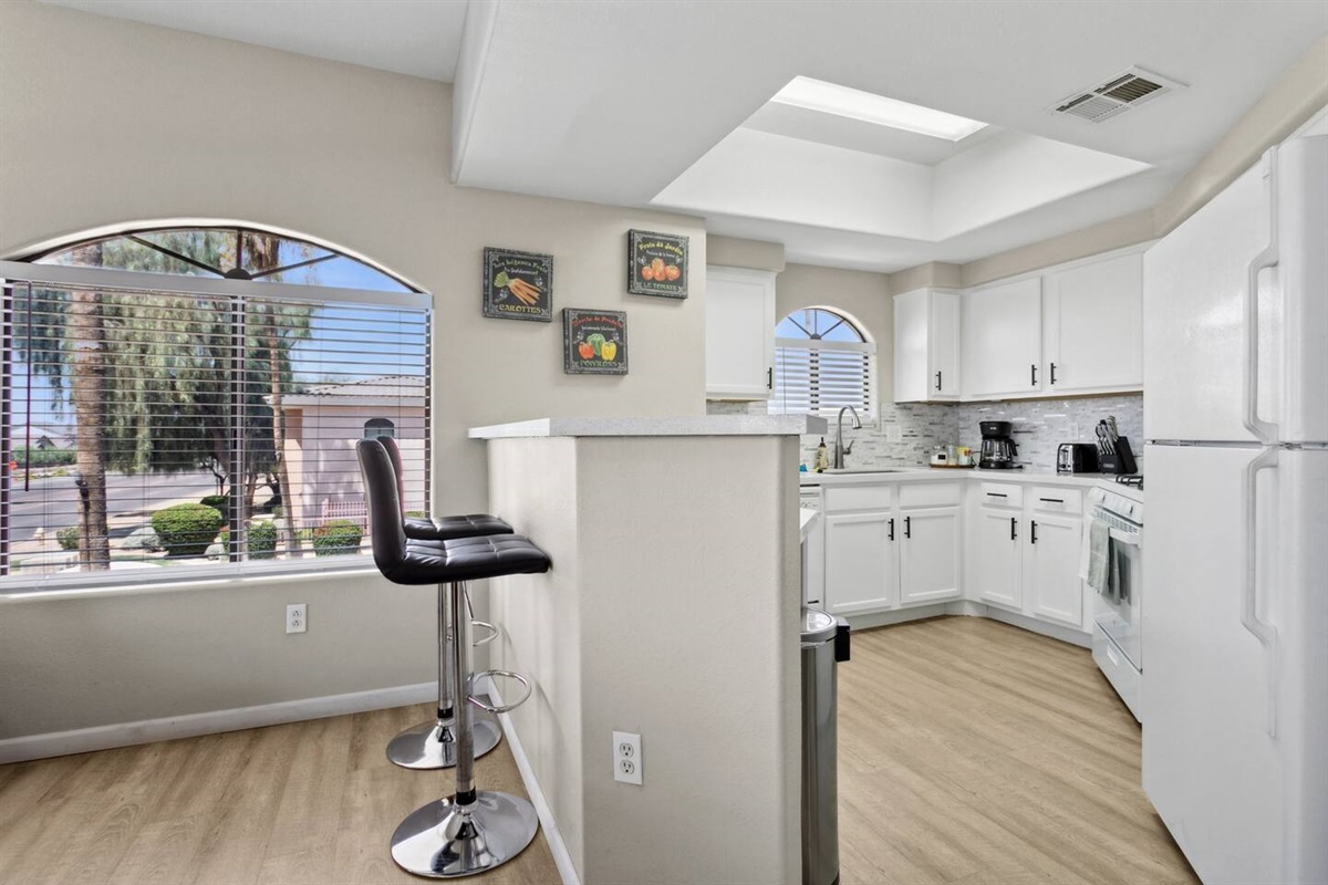 Desert Gem; 1BR Condo Near Stadium & Westgate — Desert Gem; 1BR Condo Near Stadium & Westgate, Phoenix, Arizona — photo 7