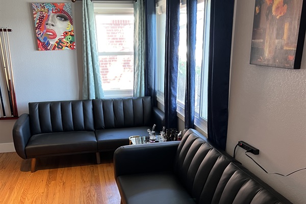Family Bonding Central!  - Make lasting memories in our living room, equipped with cozy couches