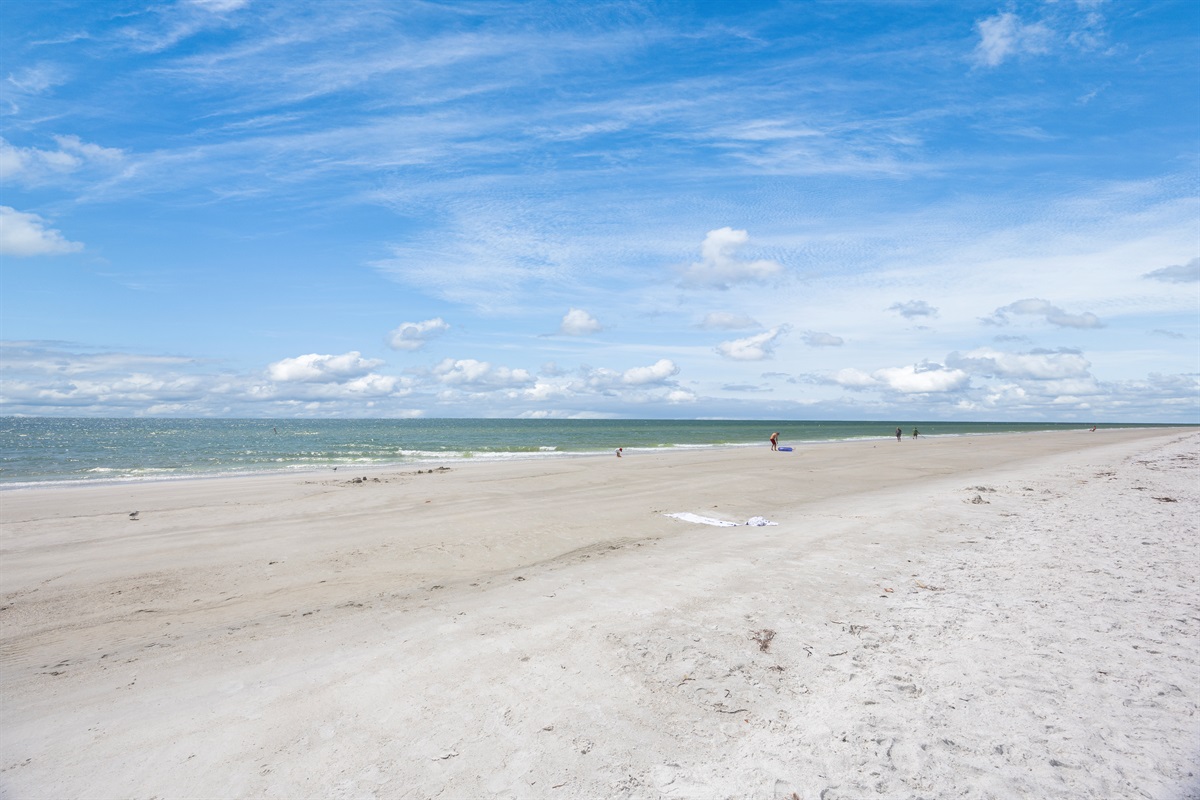 3 to 5 minute walk to Indian Rocks Beach!