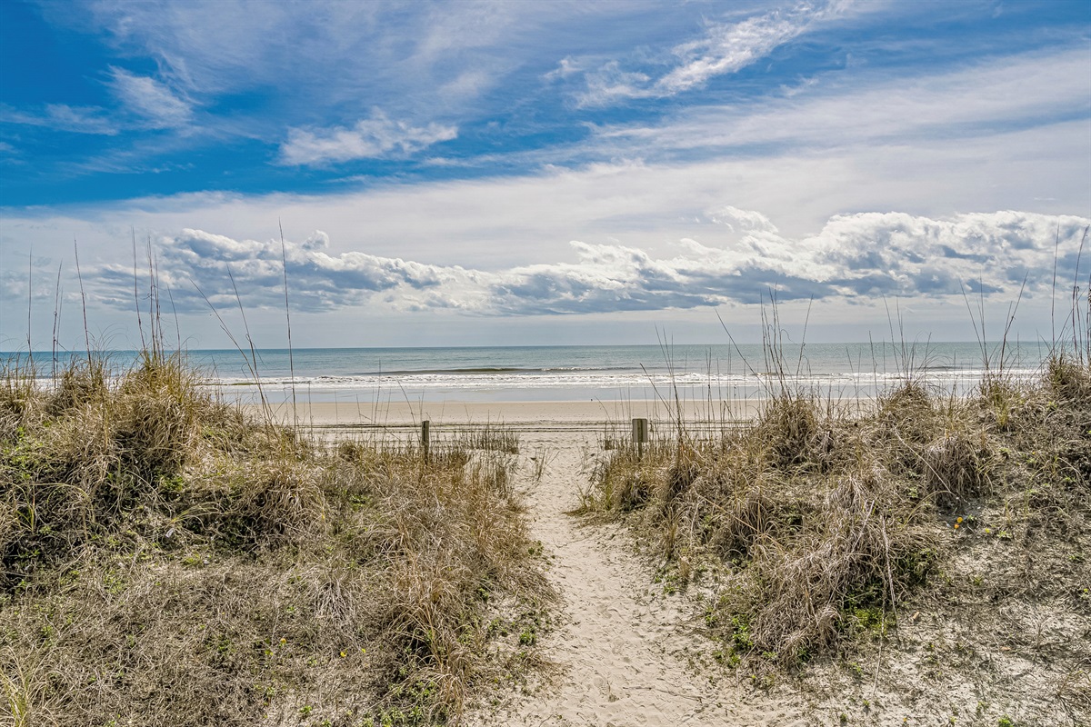 Just 2 miles to Beach