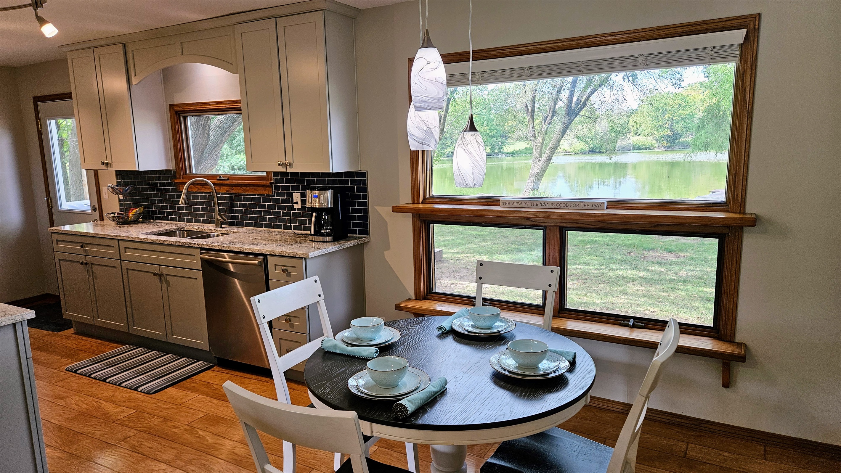 Enjoy morning coffee from the breakfast nook.