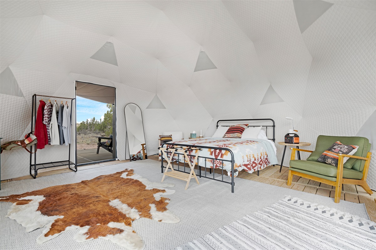 Queen Bed