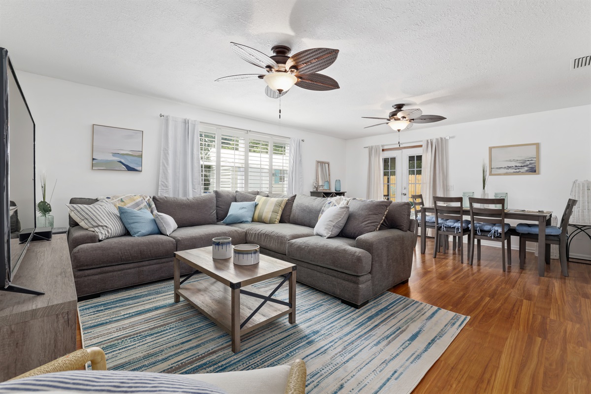 Comfortable coastal living with space to spread out and settle in