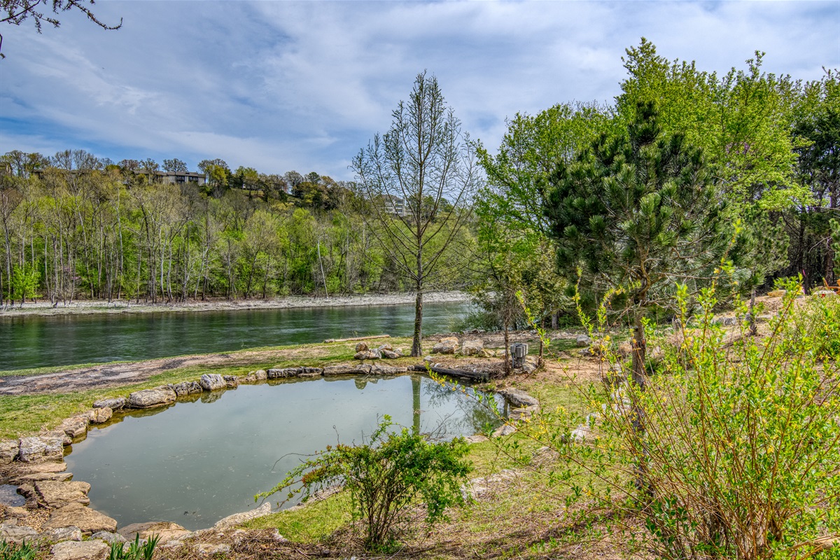 Trout fishing paradise on Lake Taneycomo
