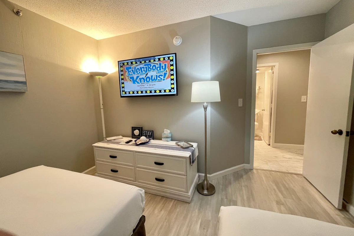2nd Bedroom 