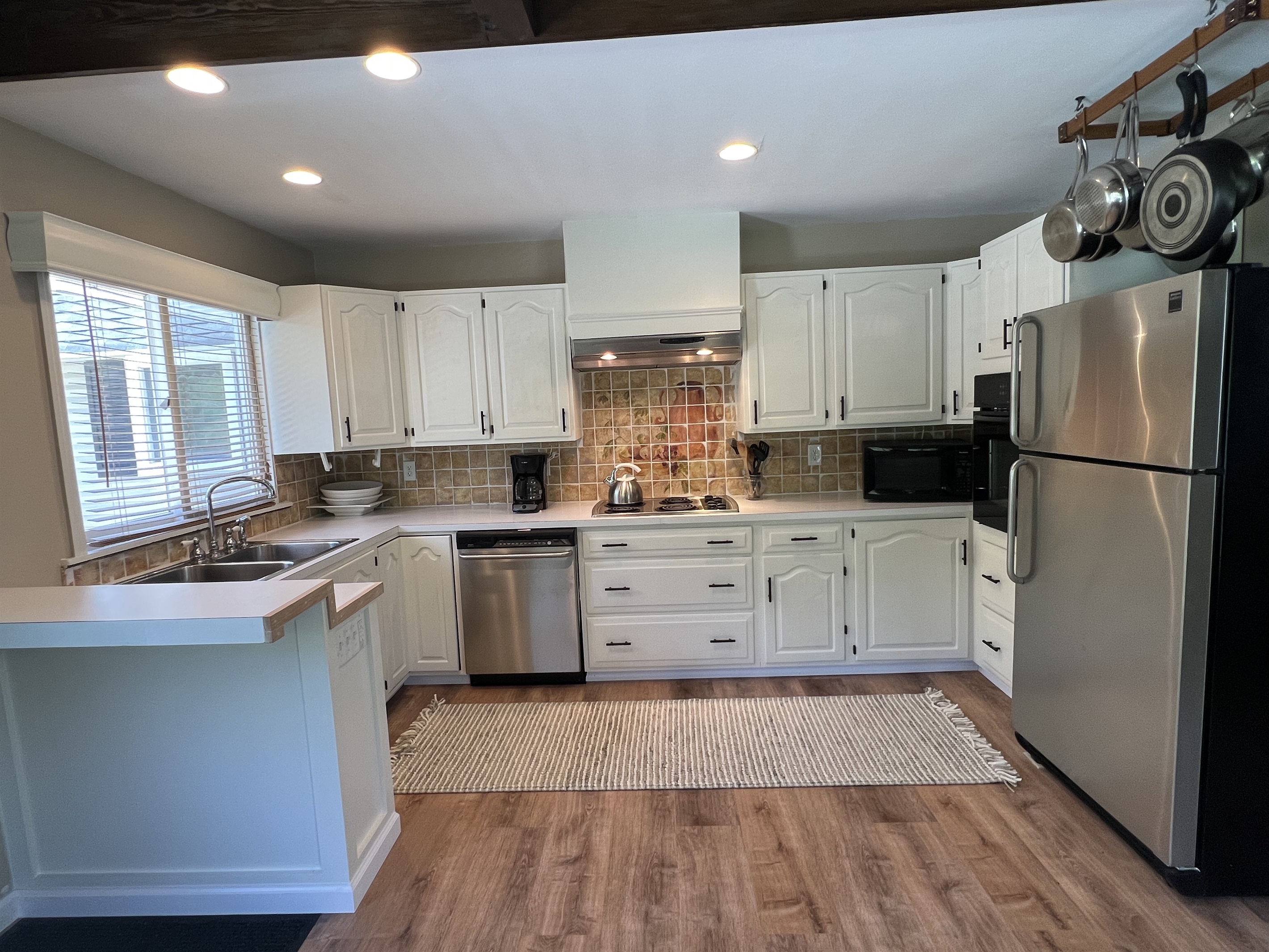 Spacious kitchen